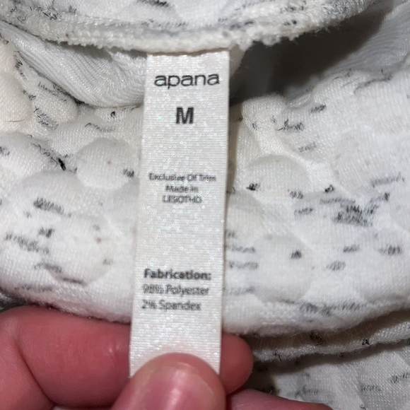 APANA WHITE TURTLENECK SWEATER - Picture 6 of 6